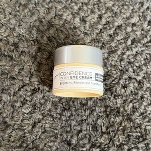 IT Cosmetics Confidence in an Eye Cream